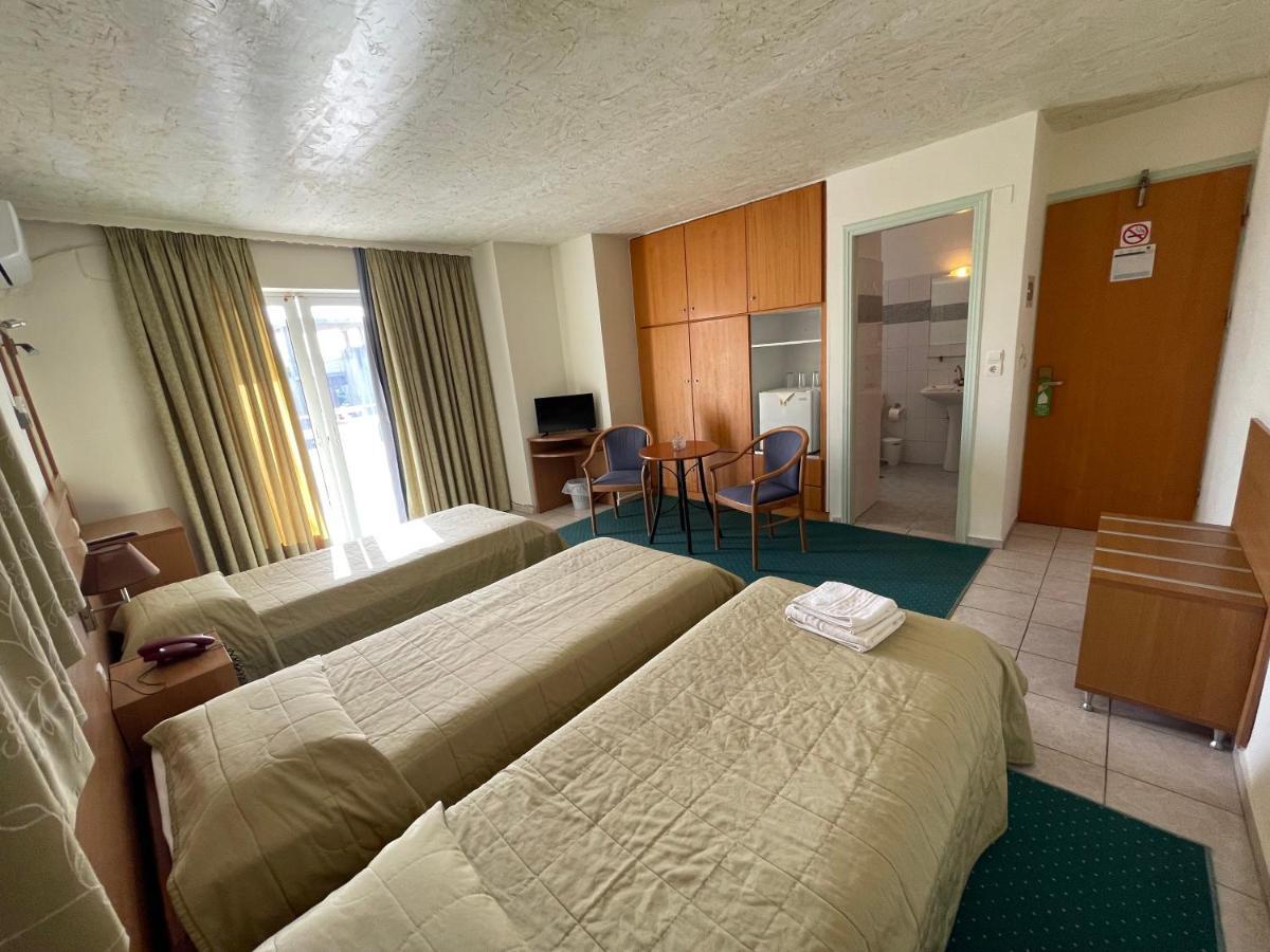 Hotel Flisvos