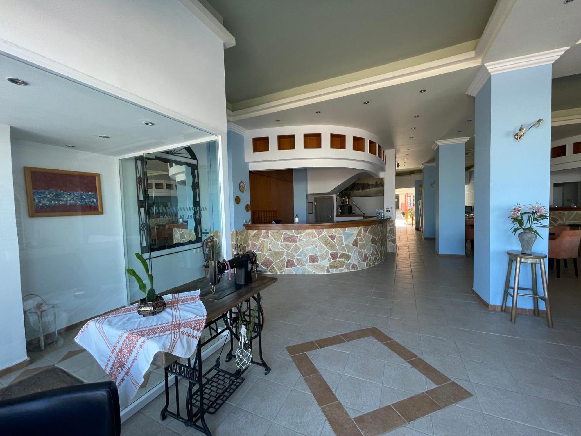 Flisvos Hotel 2*